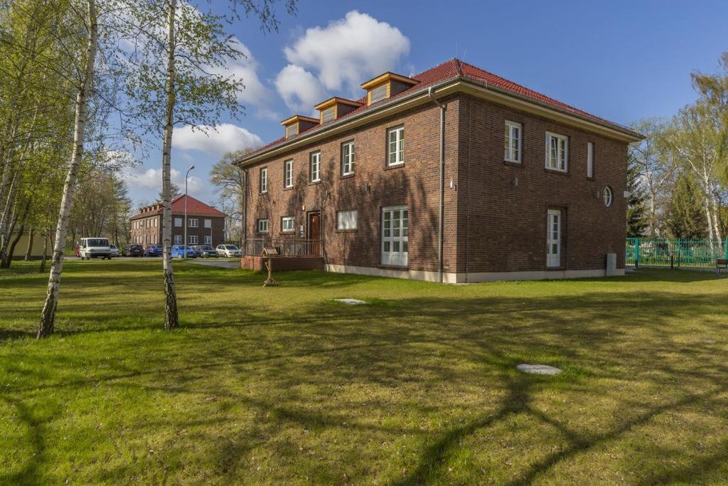 Centrum Zeglarskie Domki Kempingowe Szczecin Exteriör bild